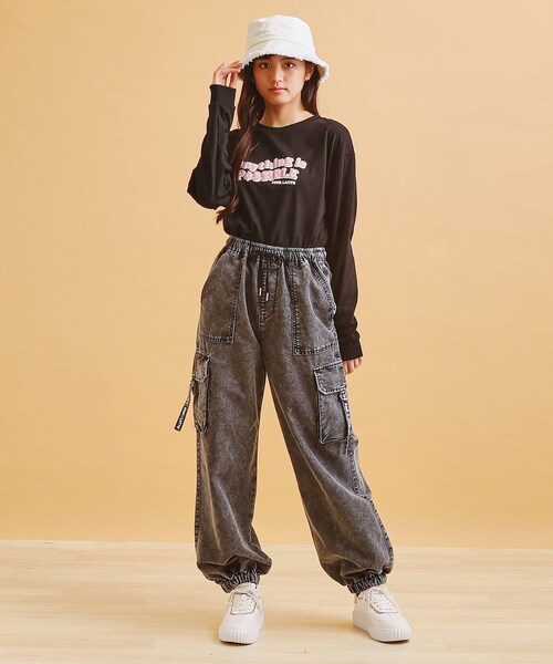 PINK-latte（ピンクラテ）の「デニムカーゴパンツ（その他パンツ・キッズ・ブラック系3/ブルー系その他5・13/14/15 /16）」の12枚目の写真