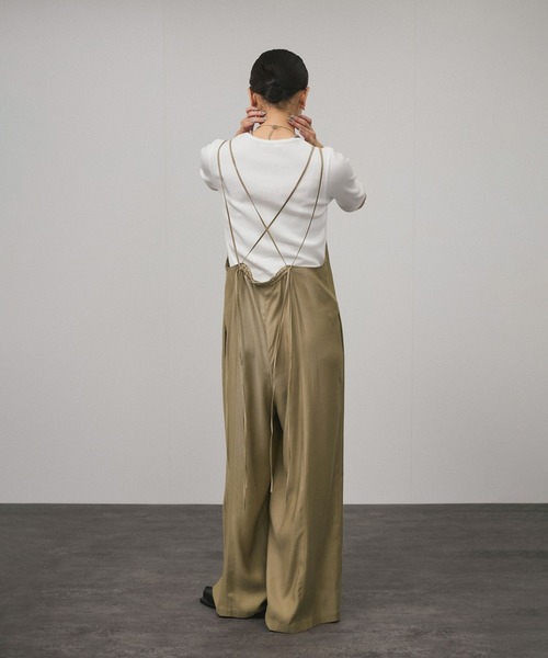 SALON adam et rope'（サロン アダム エ ロペ）の「【セットアップ対応】ドレープスラブサロペット（つなぎ/オールインワン・レディース・チャコールグレー/ベージュ・M/S）」の19枚目の写真