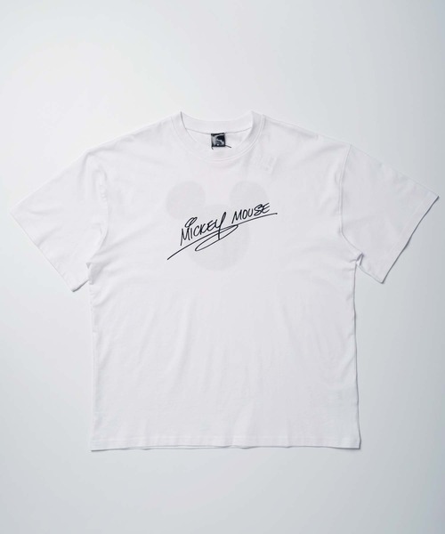 Disney（ディズニー）の「メンズ MICKEY MOUSE ミッキーマウス オーバーサイズＴシャツ（Tシャツ/カットソー・メンズ・杢グレー/ダークグリーン/チャコールグレー/ブラック/オレンジ/オフホワイト・L/XL/M）」の14枚目の写真