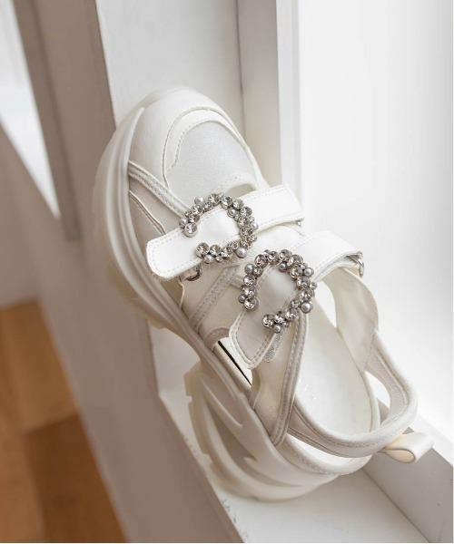 RANDA（ランダ）の「ビジューダブルベルトオープンスニーカー（スニーカー・レディース・ホワイト/シルバー/ベージュ・LL/L/M/S）」の14枚目の写真