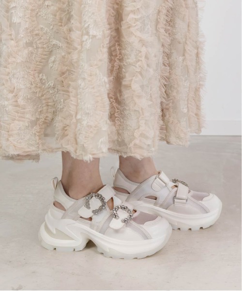 RANDA（ランダ）の「ビジューダブルベルトオープンスニーカー（スニーカー・レディース・ホワイト/シルバー/ベージュ・LL/L/M/S）」の19枚目の写真