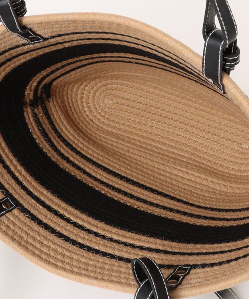 florist(フローリスト)の「【A4収納可】レザーライクハンドルナチュラルトートバッグ(かごバッグ・レディース・ホワイト系2/ベージュ系1/ベージュ系2/ブラック系3/ホワイト系1・FREE)」の11枚目の写真