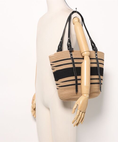 florist(フローリスト)の「【A4収納可】レザーライクハンドルナチュラルトートバッグ(かごバッグ・レディース・ホワイト系2/ベージュ系1/ベージュ系2/ブラック系3/ホワイト系1・FREE)」の12枚目の写真