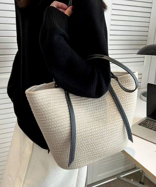 florist(フローリスト)の「【A4収納可】レザーライクハンドルナチュラルトートバッグ(かごバッグ・レディース・ホワイト系2/ベージュ系1/ベージュ系2/ブラック系3/ホワイト系1・FREE)」の6枚目の写真