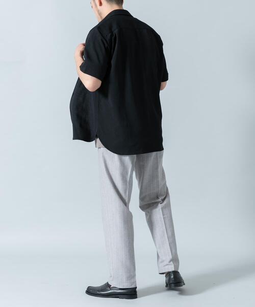 URBAN RESEARCH ROSSO MEN(アーバンリサーチロッソメン)の「『セットアップ対応/XLサイズあり』コンフォータブルドライショートスリーブシャツ(シャツ/ブラウス・メンズ・チャコールグレー/ブラック/ネイビー/ホワイト・SMALL/MEDIUM/LARGE/X-LARGE)」の21枚目の写真