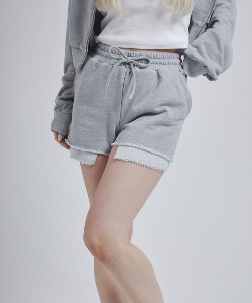 ENVYM（アンビー）の「カットオフスウェットショートパンツ（スウェットパンツ・レディース・グレー/ブラック/ホワイト・FREE）」の12枚目の写真