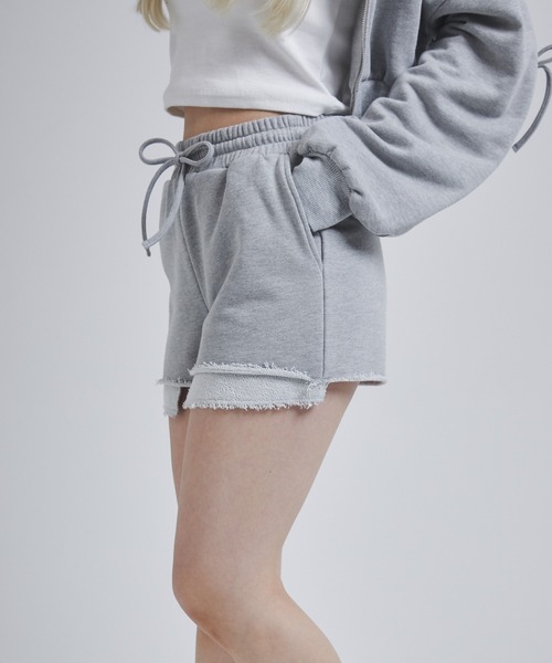 ENVYM（アンビー）の「カットオフスウェットショートパンツ（スウェットパンツ・レディース・グレー/ブラック/ホワイト・FREE）」の13枚目の写真