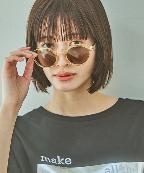 LAKOLE(ラコレ)の「ボールドラウンドサングラス / 253380(サングラス・レディース・イエロー/グレー・FREE)」の1枚目の写真