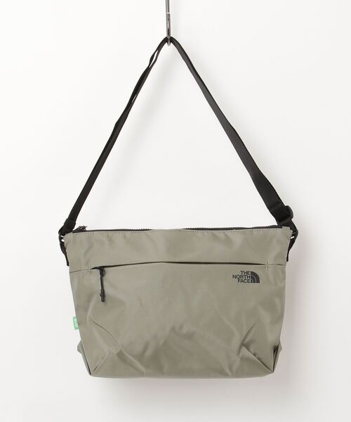 THE NORTH FACE(ザノースフェイス)の「THE NORTH FACE(ザ・ノースフェイス) ミニショルダーバッグ シンプルクロスバッグ SIMPLE CROSS BAG M(ショルダーバッグ・メンズ・ブラック/ライトカーキ/クリーム・FREE)」の3枚目の写真