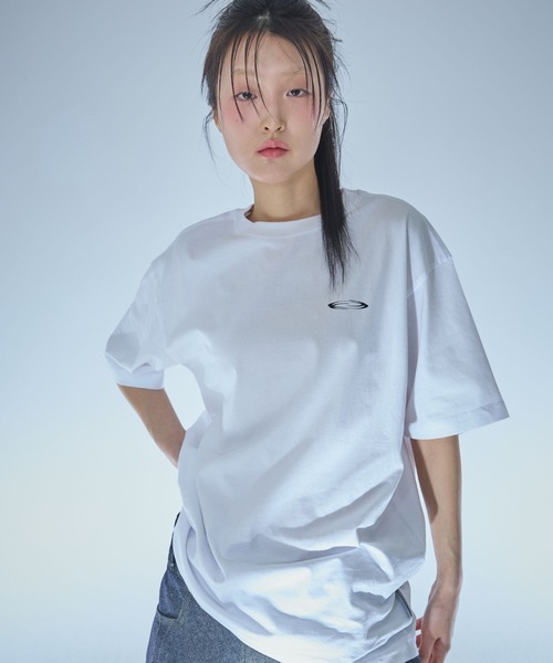 Opening Project(オープニングプロジェクト)の「【UNISEX】Opening Project/Small Logo T(Tシャツ/カットソー・レディース・ホワイト/ライトグレー/ブラック・SMALL/MEDIUM/LARGE)」の5枚目の写真