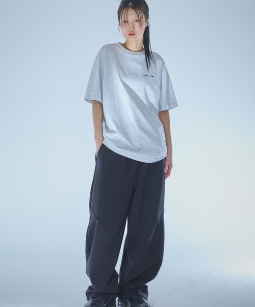 Opening Project(オープニングプロジェクト)の「【UNISEX】Opening Project/Small Logo T(Tシャツ/カットソー・レディース・ホワイト/ライトグレー/ブラック・SMALL/MEDIUM/LARGE)」の15枚目の写真