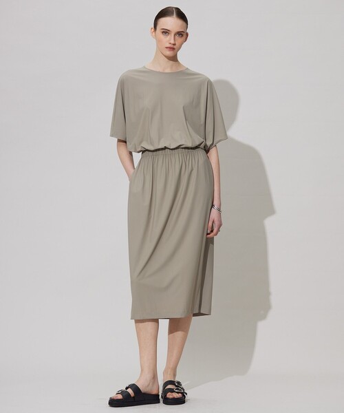 ICB(アイシービー)の「マットスキューバ ワンピース(ワンピース・レディース・ブラック系/黄土色系・SMALL/MEDIUM/X-SMALL/XX-SMALL)」の4枚目の写真