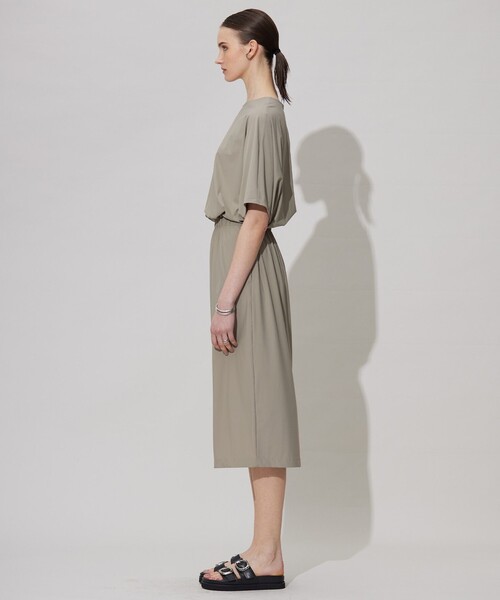 ICB(アイシービー)の「マットスキューバ ワンピース(ワンピース・レディース・ブラック系/黄土色系・SMALL/MEDIUM/X-SMALL/XX-SMALL)」の5枚目の写真