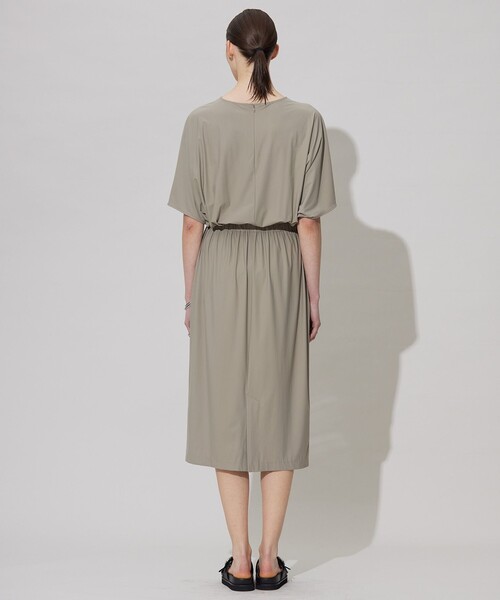 ICB(アイシービー)の「マットスキューバ ワンピース(ワンピース・レディース・ブラック系/黄土色系・SMALL/MEDIUM/X-SMALL/XX-SMALL)」の6枚目の写真