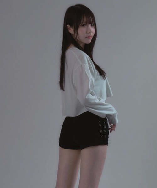JilLA(ジルア)の「8008Number Long Sleeve T-shirt / 8008ナンバーロゴロングスリーブショート丈Tシャツ(Tシャツ/カットソー・レディース・ブラック/ホワイト・L/M/XL)」の5枚目の写真