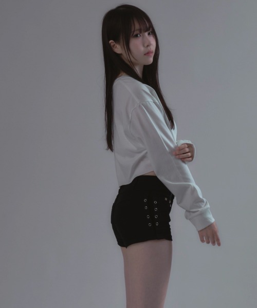 JilLA(ジルア)の「8008Number Long Sleeve T-shirt / 8008ナンバーロゴロングスリーブショート丈Tシャツ(Tシャツ/カットソー・レディース・ブラック/ホワイト・L/M/XL)」の6枚目の写真