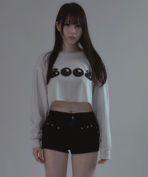 JilLA(ジルア)の「8008Number Long Sleeve T-shirt / 8008ナンバーロゴロングスリーブショート丈Tシャツ(Tシャツ/カットソー・レディース・ブラック/ホワイト・L/M/XL)」の3枚目の写真