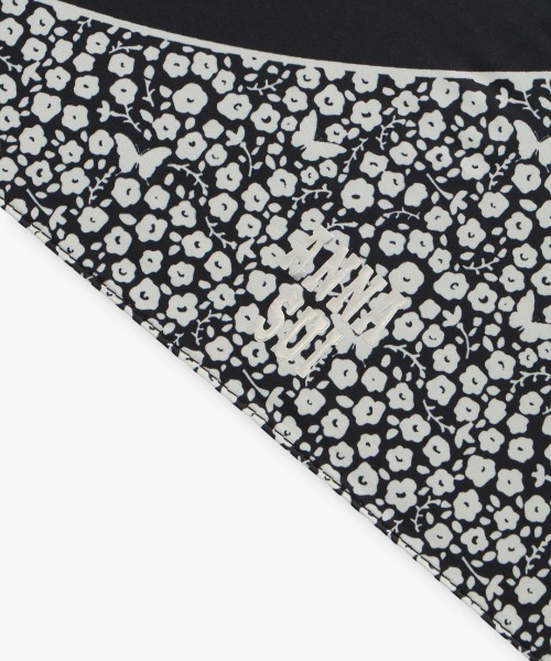 ANNA SUI（アナスイ）の「フラワー＆バタフライプリント晴雨兼用傘(1段スライドショート傘)（長傘・レディース・ブラック/ピンク/サックスブルー・FREE）」の7枚目の写真