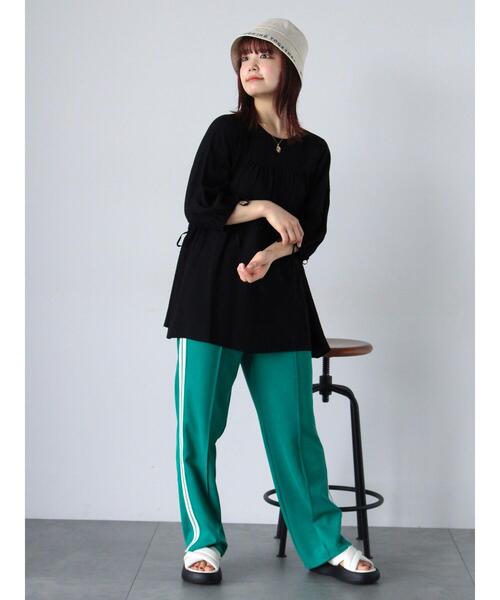 ehka sopo(エヘカソポ)の「サイドライントラックパンツ(その他パンツ・レディース・ネイビー/グリーン/ボルドー・F)」の22枚目の写真