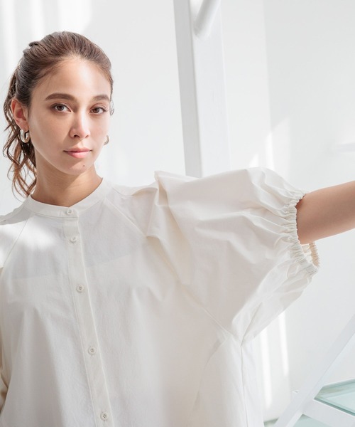 HEREIAM（ヘレイアム）の「【HEREIAM】接触冷感&イージーケア/COOLマテリアルブラウス（シャツ/ブラウス・レディース・ホワイト/ベージュ/ブラック・FREE）」の8枚目の写真