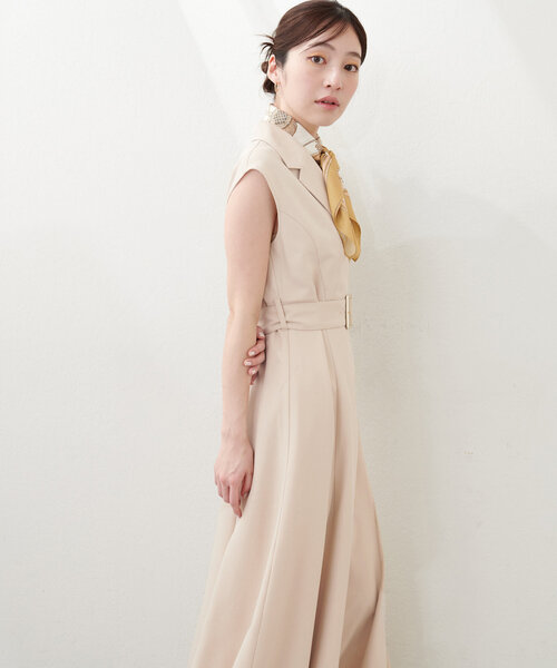 natural couture(ナチュラルクチュール)の「テーラードカラーノースリワンピース(ワンピース・レディース・ライトベージュ/サックスブルー/ブラック/オレンジ・FREE)」の12枚目の写真