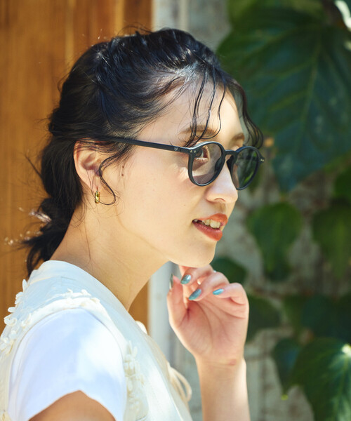 IZIPIZI（イジピジ）の「IZIPIZI/イジピジ SUN LIGHT COLOR #D ファッション用グラス（サングラス・メンズ・ブラック/その他16/ベージュ/ブラウン・ONE SIZE）」の15枚目の写真