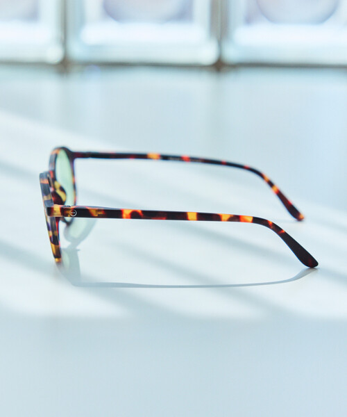 IZIPIZI（イジピジ）の「IZIPIZI/イジピジ SUN LIGHT COLOR #D ファッション用グラス（サングラス・メンズ・ブラック/その他16/ベージュ/ブラウン・ONE SIZE）」の20枚目の写真