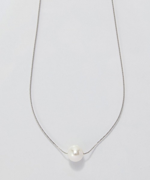 Phoebe（フィービィー）の「【金属アレルギー対応】ワントップパールネックレス/全長:42cm+5cm/サージカルステンレス（ネックレス・レディース・イエローゴールド/シルバー・FREE）」の12枚目の写真