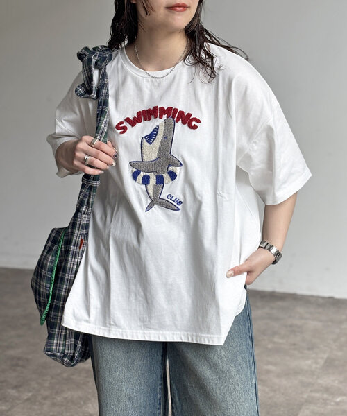 CPCM（シーピーシーエム）の「サガラ刺繍T（Tシャツ/カットソー・レディース・ホワイト/ホワイト系その他/ネイビー/チャコールグレー/ホワイト系その他2/ブラック・FREE）」の2枚目の写真