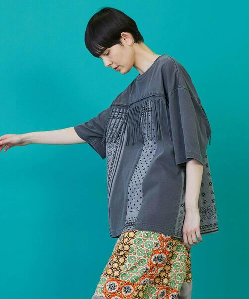 FRAPBOIS（フラボア）の「フリバーT（Tシャツ/カットソー・レディース・ブルー/チャコールグレー・2/1）」の3枚目の写真