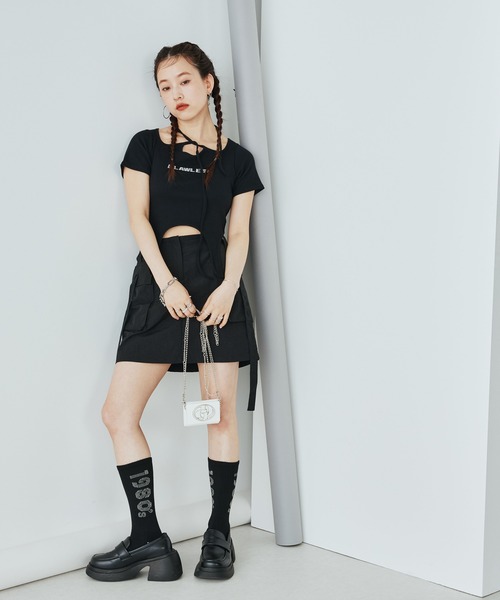 GYDA（ジェイダ）の「【WEB限定商品】GYDA(ジェイダ)メタルプレートチェーンウォレット マイクロミニ財布 三つ折り　GY-W333（財布・レディース・ブラック/シルバー/ホワイト・FREE）」の11枚目の写真