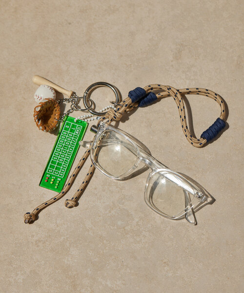 ear PAPILLONNER（イアパピヨネ）の「【インフルエンサーouchi企画】私を野球に連れてってストラップ（チャーム・レディース・サンドベージュ/レッド・FREE）」の8枚目の写真