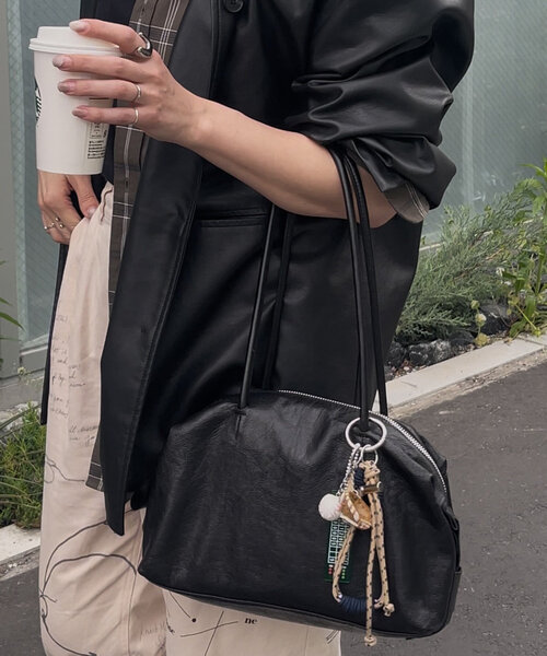 ear PAPILLONNER（イアパピヨネ）の「【インフルエンサーouchi企画】私を野球に連れてってストラップ（チャーム・レディース・サンドベージュ/レッド・FREE）」の9枚目の写真