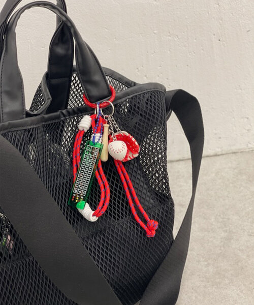 ear PAPILLONNER（イアパピヨネ）の「【インフルエンサーouchi企画】私を野球に連れてってストラップ（チャーム・レディース・サンドベージュ/レッド・FREE）」の22枚目の写真