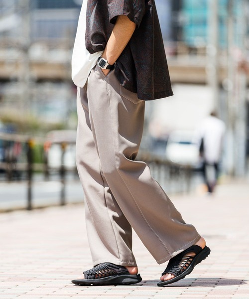 RAGEBLUE(レイジブルー)の「【セットアップ対応】配色ステッチ/ワイドイージーテーパードパンツ(スラックス・メンズ・ホワイト/ブラック/ネイビー/ベージュ・LARGE/MEDIUM/SMALL)」の3枚目の写真