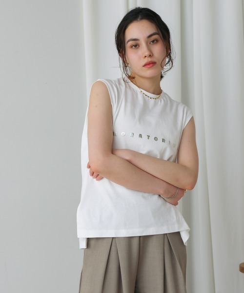 Bou Jeloud(ブージュルード)の「スモール箔ロゴTシャツ(Tシャツ/カットソー・レディース・グレー/ベージュ/オフホワイト・FREE)」の6枚目の写真