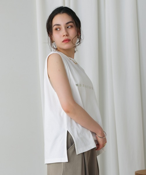 Bou Jeloud(ブージュルード)の「スモール箔ロゴTシャツ(Tシャツ/カットソー・レディース・グレー/ベージュ/オフホワイト・FREE)」の9枚目の写真