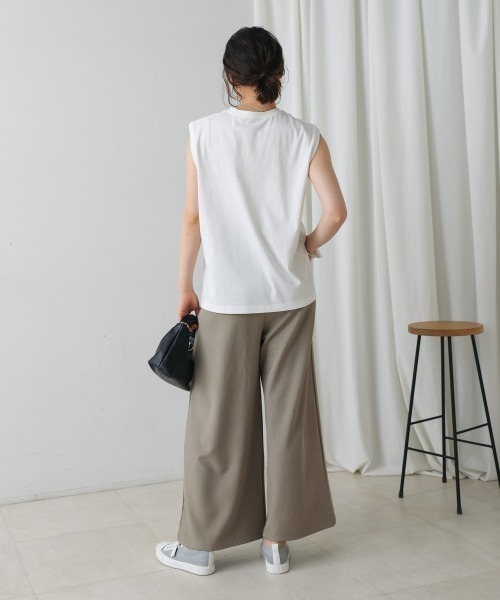 Bou Jeloud(ブージュルード)の「スモール箔ロゴTシャツ(Tシャツ/カットソー・レディース・グレー/ベージュ/オフホワイト・FREE)」の11枚目の写真