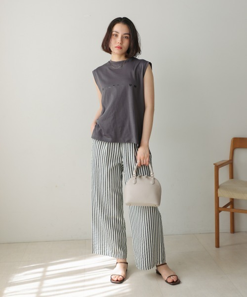 Bou Jeloud(ブージュルード)の「スモール箔ロゴTシャツ(Tシャツ/カットソー・レディース・グレー/ベージュ/オフホワイト・FREE)」の16枚目の写真