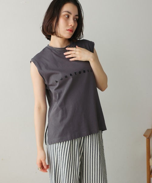 Bou Jeloud(ブージュルード)の「スモール箔ロゴTシャツ(Tシャツ/カットソー・レディース・グレー/ベージュ/オフホワイト・FREE)」の17枚目の写真