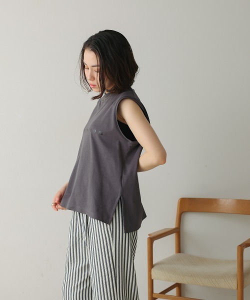Bou Jeloud(ブージュルード)の「スモール箔ロゴTシャツ(Tシャツ/カットソー・レディース・グレー/ベージュ/オフホワイト・FREE)」の20枚目の写真