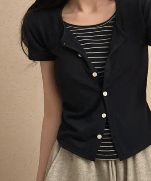 VIVID LADY(ビビッドレディー)の「レイヤード風カーディガン Tシャツ 半袖(Tシャツ/カットソー・レディース・チャコールグレー/ブラック/ネイビー・FREE)」の3枚目の写真