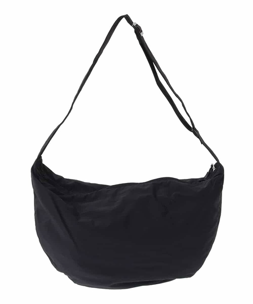 a.v.v（アーヴェヴェ）の「【撥水/ユニセックス】ショルダーバッグ（ショルダーバッグ・メンズ・ブラック/ライトグレー・46）」の7枚目の写真