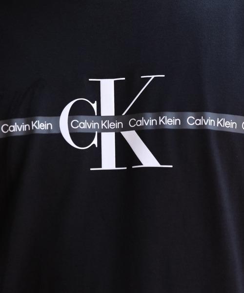Calvin Klein(カルバン・クライン)の「Calvin Klein ロゴ半袖Tシャツ(Tシャツ/カットソー・メンズ・ブラック/ホワイト系その他/ブルー系その他/ワイン・SMALL/MEDIUM/LARGE/X-LARGE)」の21枚目の写真