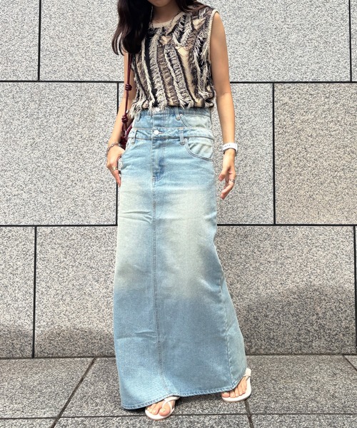 ISOOK（アイスー）の「【ISOOK / アイスー】ウェーブフリンジニットベスト / サマーニット ニットタンク ノースリーブ タンクトップ クルーネック ショート丈 クロップド丈 短丈 麻タッチ アイボリー ブラック ブラウン 白黒 茶ZOZOTOWN限定（タンクトップ・レディース・ブラウン/アイボリー・FREE）」の11枚目の写真