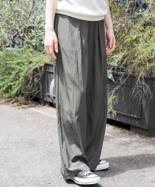 FORK&SPOON（フォークアンドスプーン）の「FORK&SPOON　レーヨンナイロンイージーパンツ（その他パンツ・レディース・ブラック/カーキ/キャメル・1/2）」の15枚目の写真