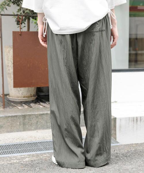 FORK&SPOON（フォークアンドスプーン）の「FORK&SPOON　レーヨンナイロンイージーパンツ（その他パンツ・レディース・ブラック/カーキ/キャメル・1/2）」の22枚目の写真