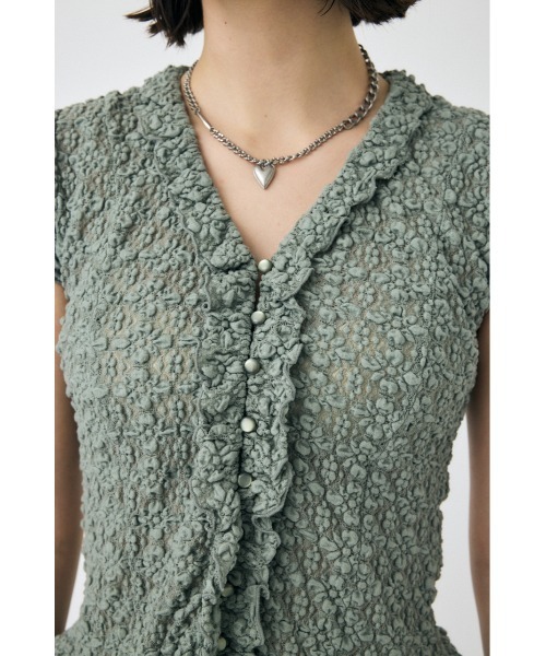 MOUSSY(マウジー)の「RUFFLE LACE ノースリーブトップス(シャツ/ブラウス・レディース・ブラック/オフホワイト/ライトカーキ・FREE)」の19枚目の写真