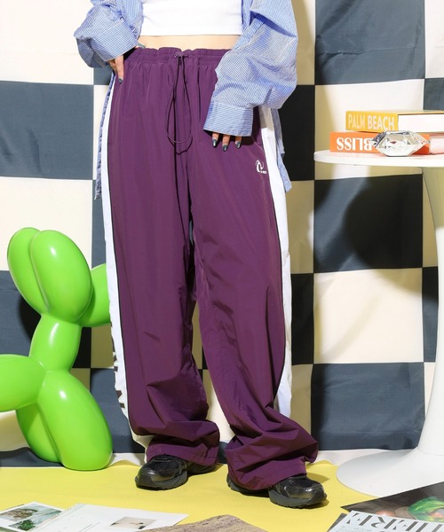NERDY(ノルディ)の「ピンホイールラインウーブンパンツ(スウェットパンツ・レディース・パープル/ブラック/ブルー・L/S/M)」の3枚目の写真