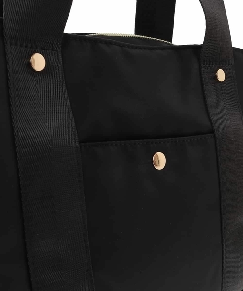 a.v.v（アーヴェヴェ）の「【2WAY】10ポケットバッグ（ショルダーバッグ・レディース・ブラック/ベージュ/ゴールド・38）」の9枚目の写真